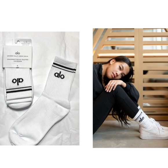Alo Yoga socks (2 pairs) - Picture 5 of 5